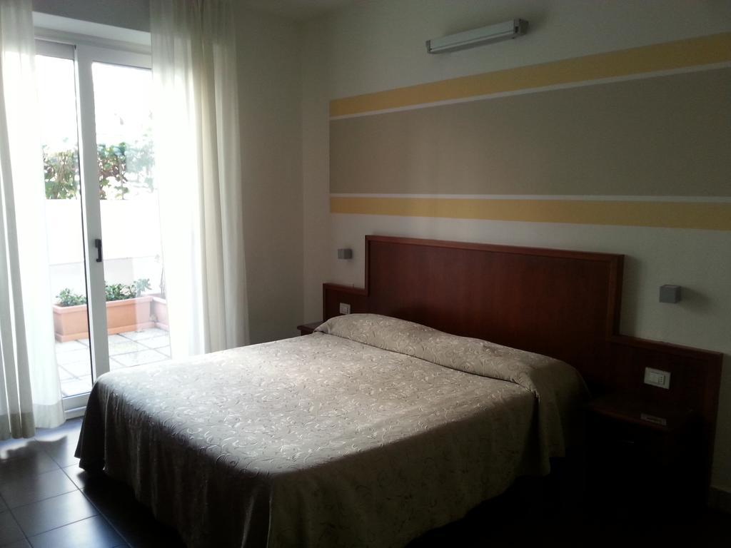 Residence Nocchiero Riccione Exteriör bild