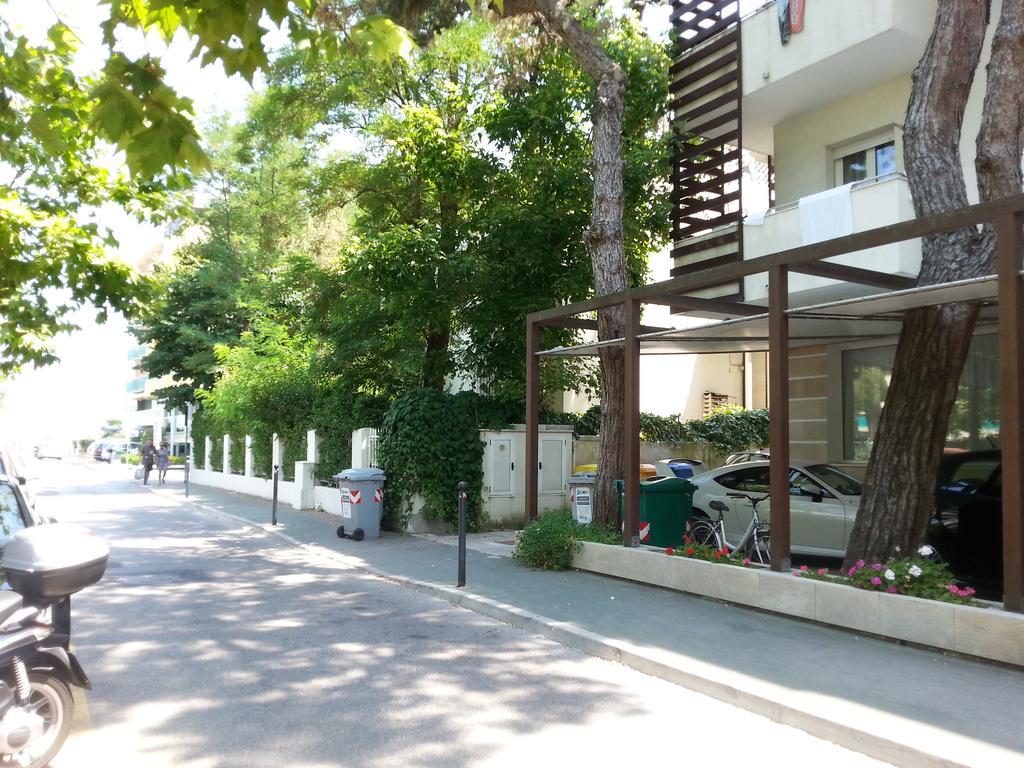 Residence Nocchiero Riccione Exteriör bild