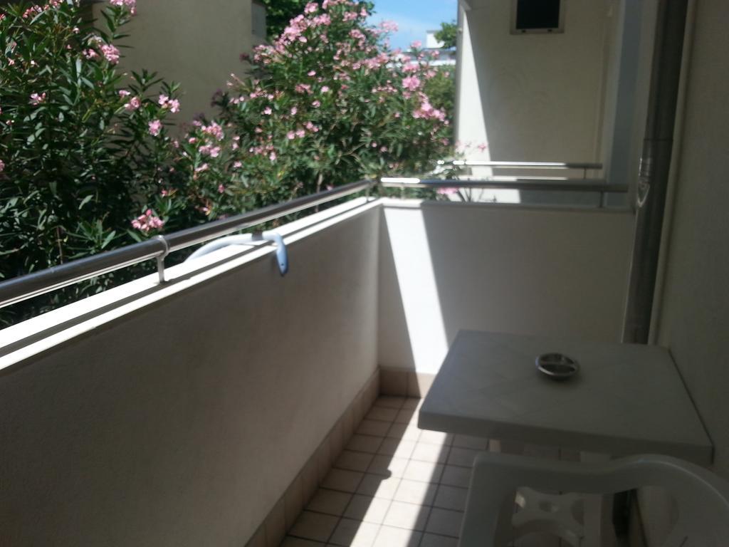 Residence Nocchiero Riccione Rum bild