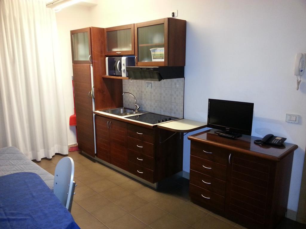Residence Nocchiero Riccione Rum bild